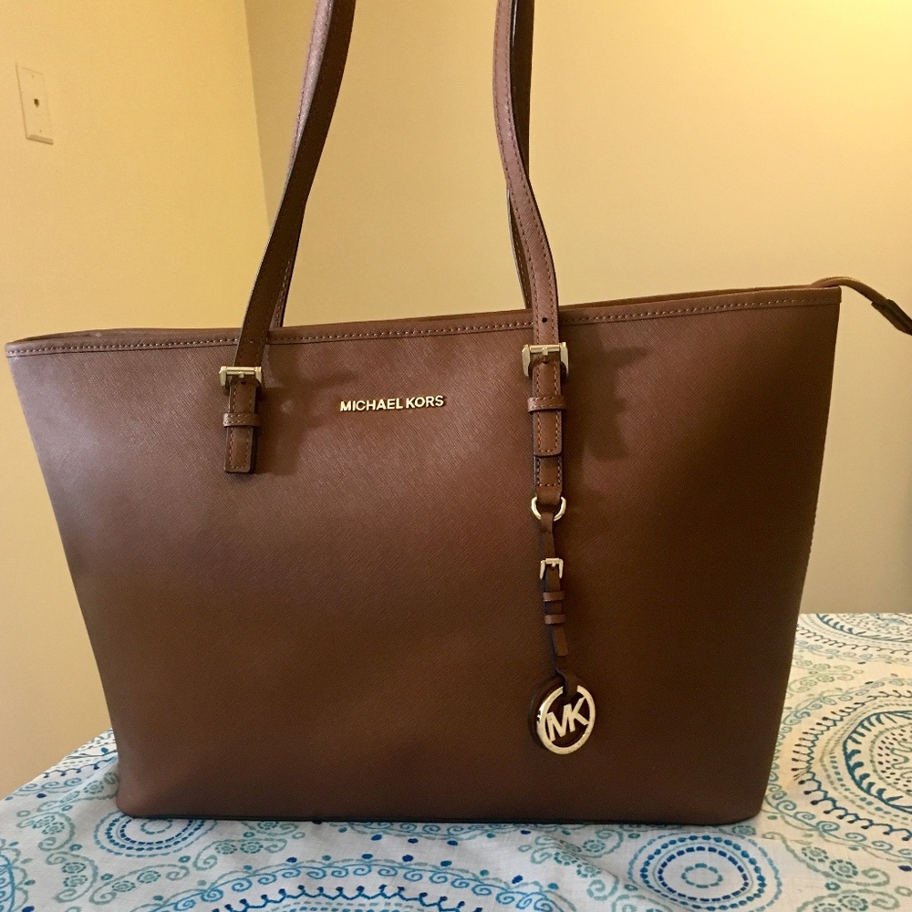 Michael Kors Jet Set Tote
